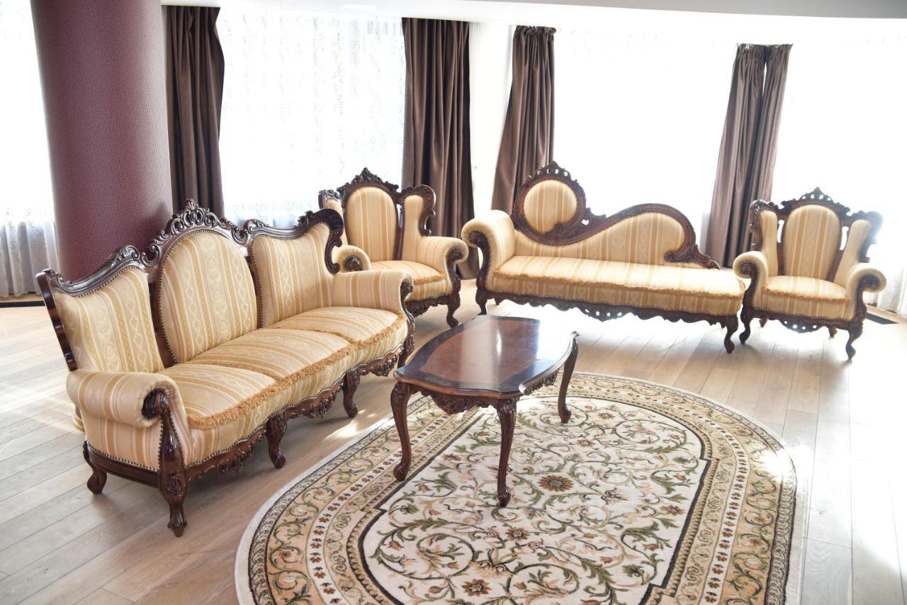 Classic Residence โปยานาบราซอฟ ภายนอก รูปภาพ